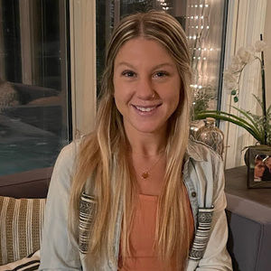 Meet your Posher, Ashley